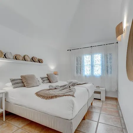 Charming With Private And Heated Pool וילה אדחה
