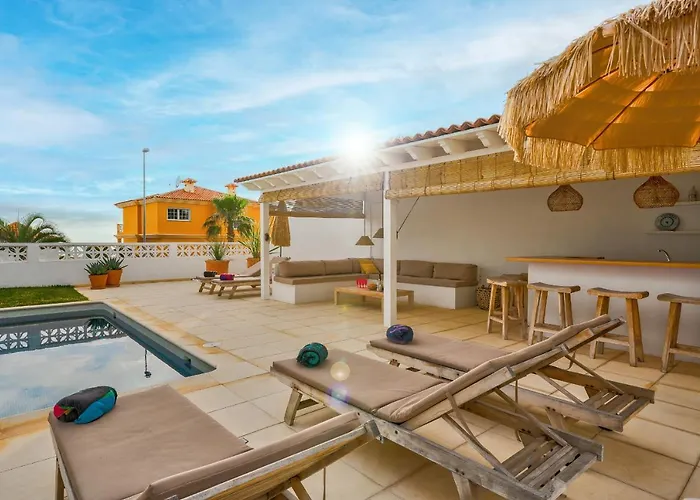 빌라 Charming With Private And Heated Pool